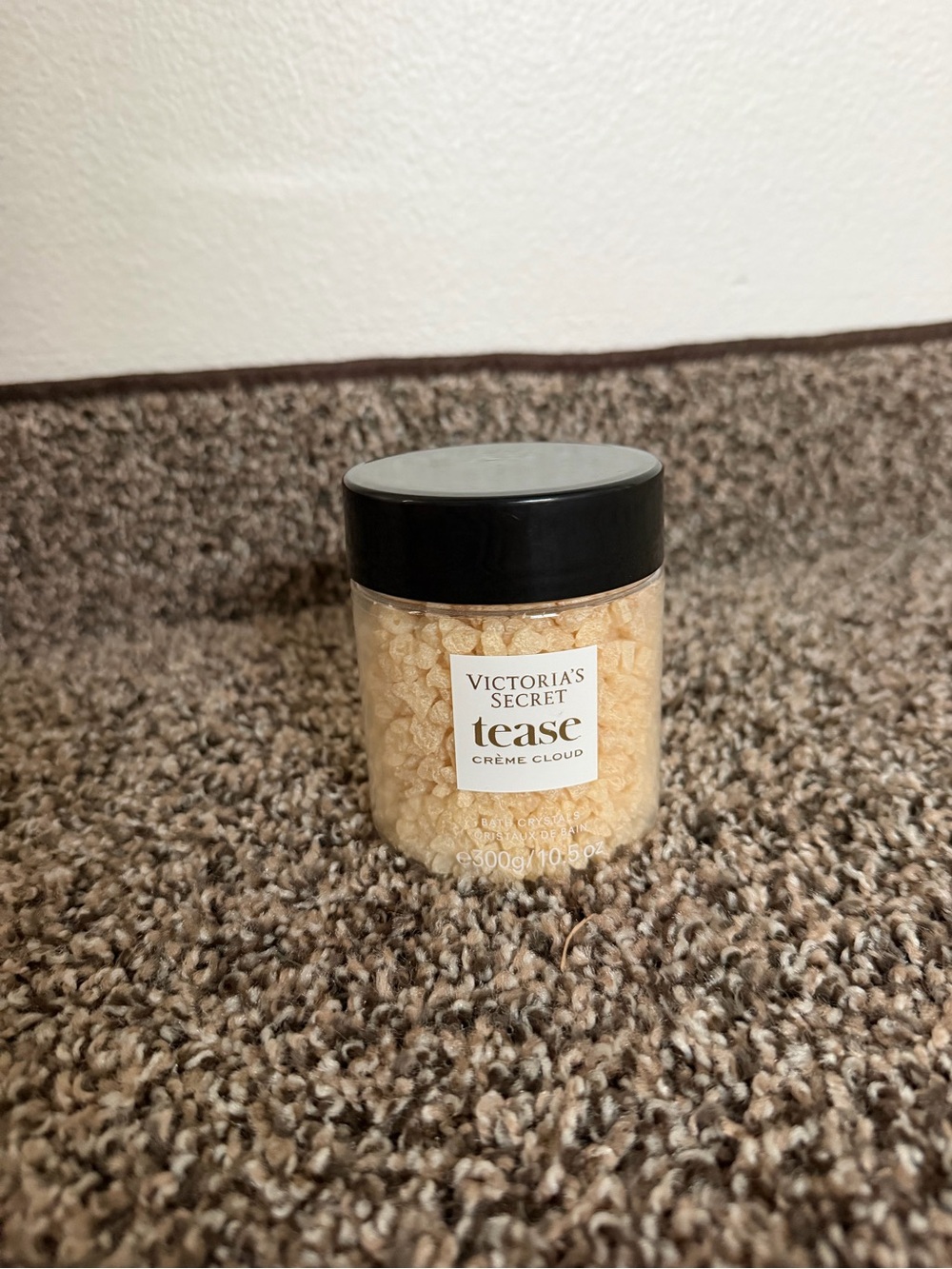 VICTORIA'S SECRET TEASE CANDY NOIR CREME CLOUD BATH CRYSTALS SALT 10.5 oz 300g